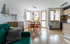 Apartament Strefa Centrum - Z Prywatnym Parkingiem - Space Apart